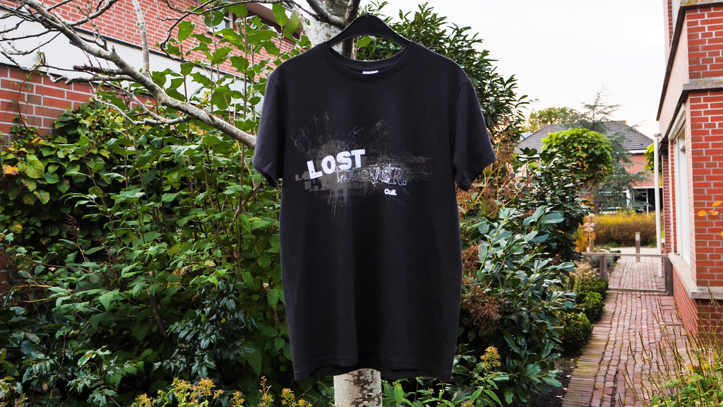 Lost, together. T-shirt